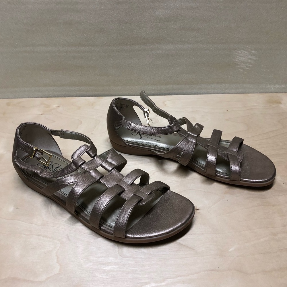 Life Stride leather Sandals
